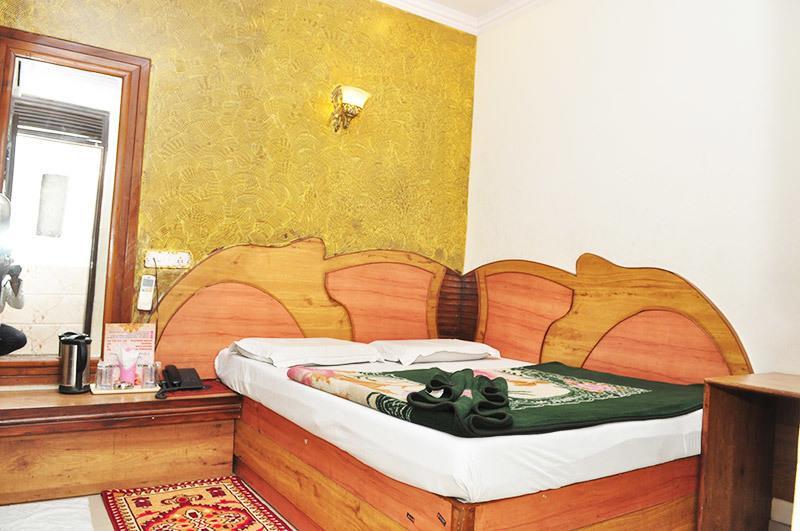 Hotel Shiv Palace New Delhi Værelse billede