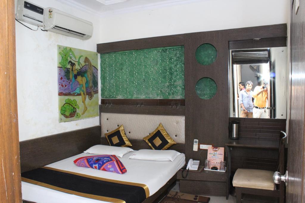 Hotel Shiv Palace New Delhi Eksteriør billede
