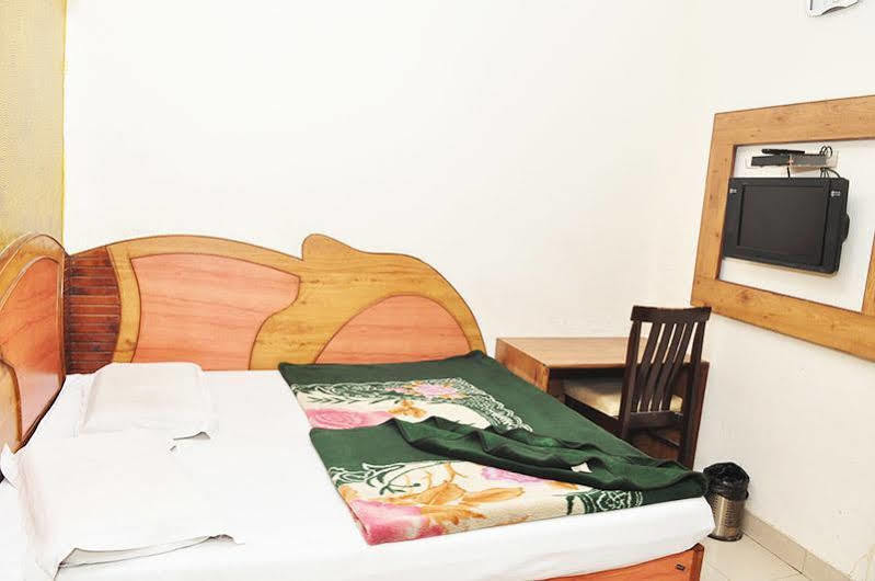 Hotel Shiv Palace New Delhi Eksteriør billede